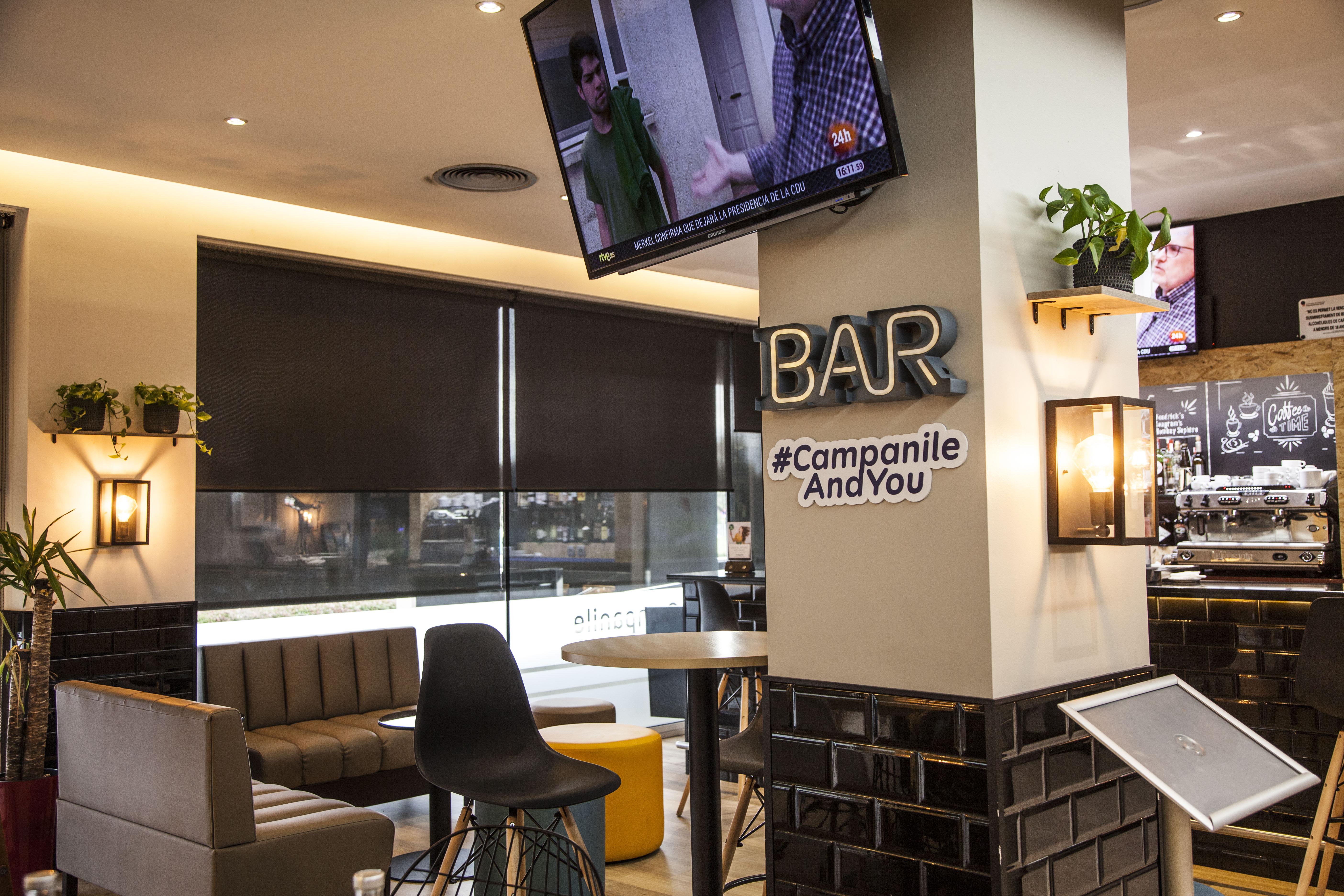 Travelodge Bcn Cornella Fira Cornellà de Llobregat Zewnętrze zdjęcie