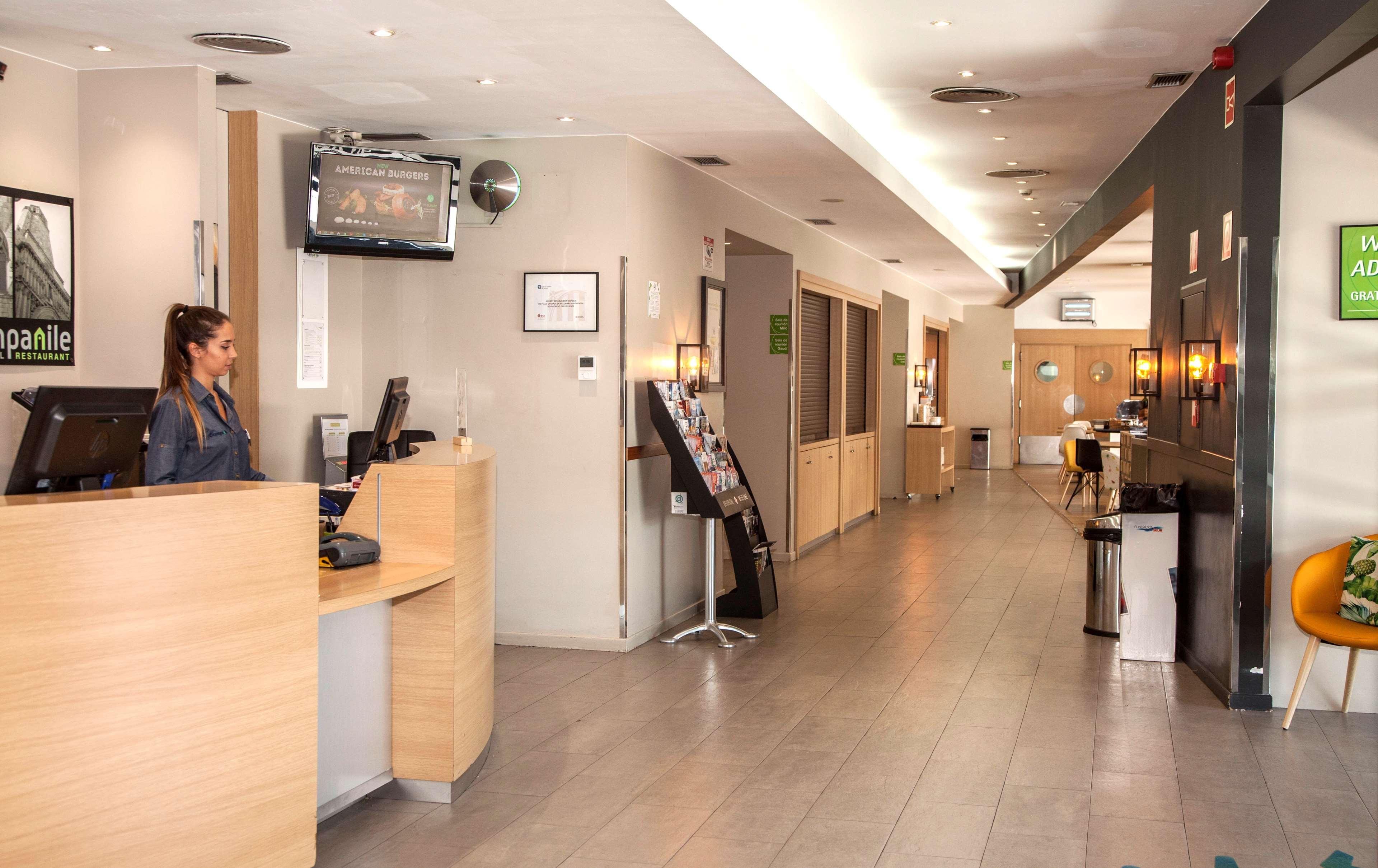 Travelodge Bcn Cornella Fira Cornellà de Llobregat Zewnętrze zdjęcie